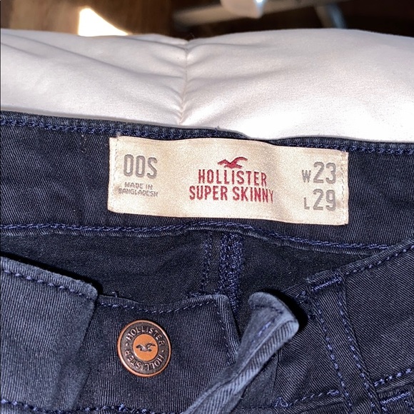 Navy blue Hollister pants - Picture 2 of 2